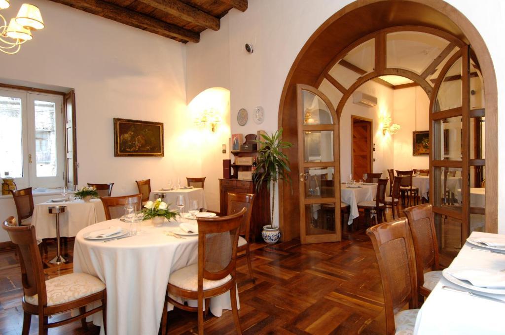אמנטיאה Hotel Ristorante Le Clarisse מראה חיצוני תמונה